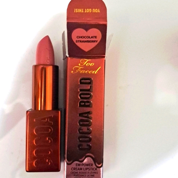 New!  Too Faced Cocoa Bold Cream Lip Stick - Picture 2 of 5
